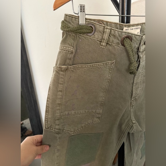 NWOT FREE PEOPLE WE THE FREE Moxie Pull-On Barrel Jeans | Army MSRP $148 - Picture 11 of 13